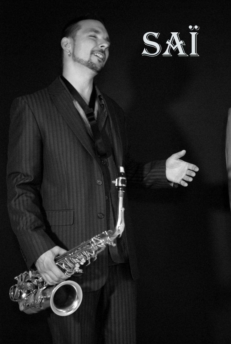 Chant guitare et saxophone